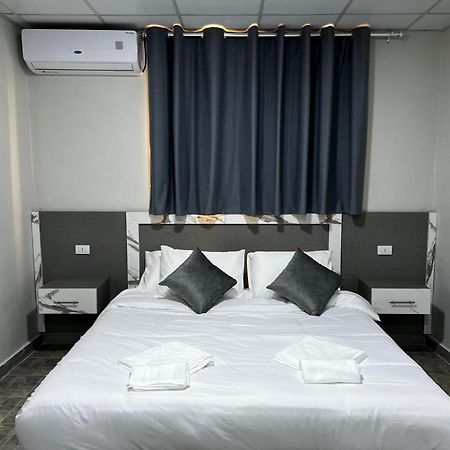Downtown Inn Μάνταμπα Εξωτερικό φωτογραφία